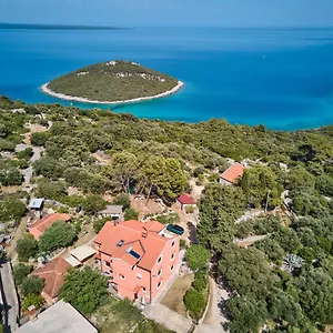 Apartments With A Parking Space Cunski, Losinj - 7867 Čunski